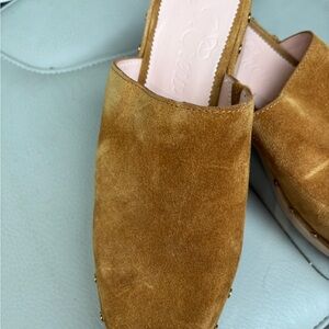 J Crew 8.5 wooden clogs